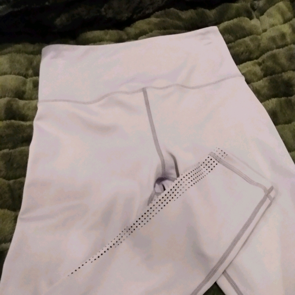 Zyia leggings